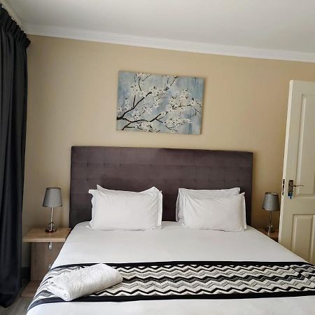 Prime Hotel Durban Esterno foto